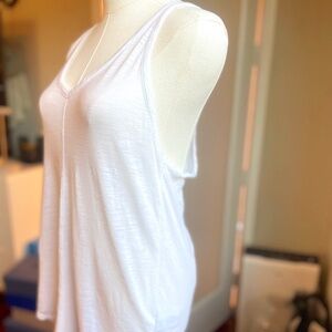 David Lerner Racerback Cotton Modal Flowy Tank Top in White Sz M
